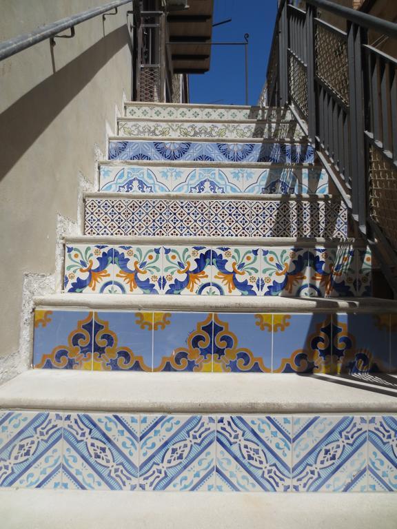 Aurora Bed And Breakfast Santo Stefano di Camastra Luaran gambar
